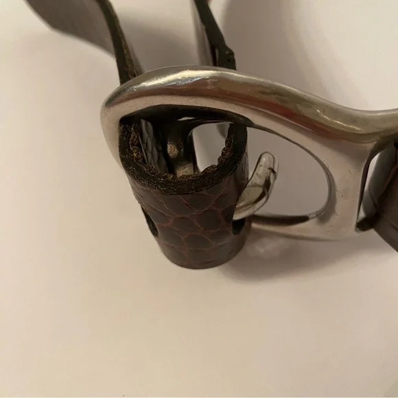 Brown Croc-Embossed Leather Belt with Silver Buckle - Picture 3 of 9